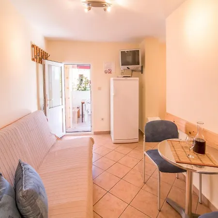 In Vrbnik/insel Krk 13614 شقة فربنيك